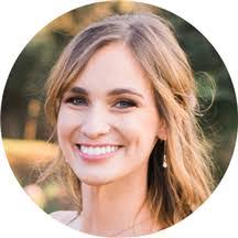 Laura Belknap's Instagram, Twitter & Facebook