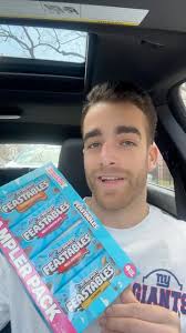 Finally trying MrBeast’s Chocolate 🍫 , #chocolate #mrbeast #featables  #candy #foodreview #tastetest #eating #mukbang #peanutbutter #chocolatebar  #hersheys #milkchocolate #beastgames #lunchly