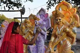 Sarasvati puja is one of the most auspicious hindu festival dedicated to goddess saraswati. Vasant Panchami 2020 Saraswati Puja Shubh Muhurat Vidhi Visarjan Timing