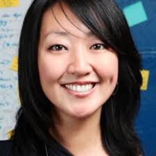 Лили джеймс, арми хаммер, кили хоуз и др. Rebeca Hwang Rebecahwang Twitter