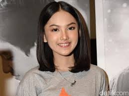 Narasi #berita #artis aktris cantik hongkong, cecilia cheung sedang dirundung masalah. 10 Artis Muda Cewek Terhot