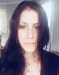 Vanessa Burt's Instagram, Twitter & Facebook