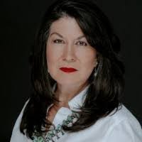 Christina Mares's Instagram, Twitter & Facebook