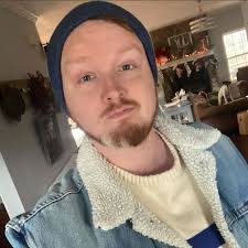 Ashley Waterman's Instagram, Twitter & Facebook