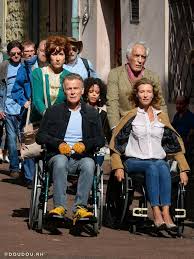 Dans le film tout le monde debout, franck dubosc est jocelyn, alexandra lamy est florence. Sortie Cinema Pontoise Se Leve Pour Tout Le Monde Debout La Gazette Du Val D Oise