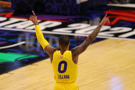 Kevin durant, stephen curry react to lillard's playoff performance nba stars voiced their appreciation for lillard on twitter as he was going off against the nuggets. Nba All Star Game Damian Lillard Scores 32 Points Wows With Halfcourt Bombs As Dame Time Moves To Primetime Oregonlive Com