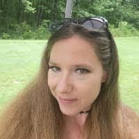 Alex Slowikowski's Instagram, Twitter & Facebook