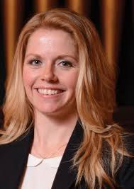 WORKING MOMS STRIVE FOR BALANCE