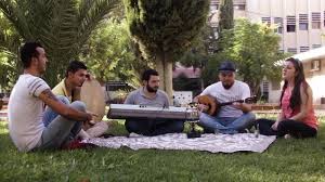 بالفيديو إبداع موسيقي لا ينتهي مع فرقة تكات شب ان يقدمون الأغاني الش عبية بشكل مختلف وممي ز its a wonderful life movies showing picnic blanket