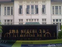 Dari daftar pada laman itu, berikut 10 sma negeri terbaik berdasarkan rerata utbk 2020 10 Sma Terbaik Se Bandung Untuk Rekomendasi Ppdb Jawa Barat 2021