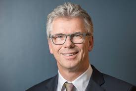 My pma is nonexistant, i think i'm depressed. Klaus Tisson Erweitert Geschaftsfuhrung Des Maklerpools Pma Versicherungswirtschaft Heute