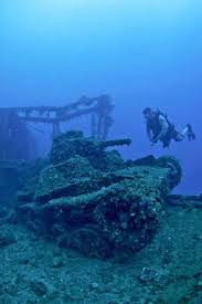 Photos Mysterious Underwater World Oddities Underwater World Underwater Abandoned Ships