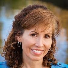 Tina Batten's Instagram, Twitter & Facebook