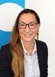 Claudia Matzek's Instagram, Twitter & Facebook