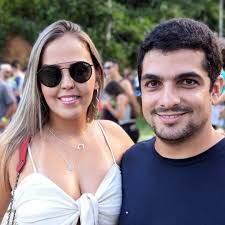 Feliz Dia dos Namorados, meu amor!!! Obrigada por me fazer uma pessoa  melhor, por alegrar os meus dias, por cuidar de mim e por estar sempre ao  meu lado!! Você é meu