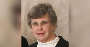 Kathy Deans's Instagram, Twitter & Facebook