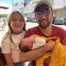 Explore tweets of eduardo madeira @ladentromadeira on twitter. Caras Eduardo Madeira Junta Os Tres Filhos Em Fotografia