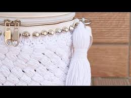 Makrome i̇pinden dönen bileklik yapımı. Makrome Ip Ile Fistik Silindir Canta Yapimi Youtube Crochet Bag Bags Clutch Bag