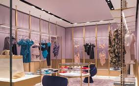 4450 delivers remarkable dirt and fade resistance for exterior application. Https Boutiquestoredesign Com Design Clothing Apparel Store Showroom Display Clothing Store Design Store Design Interior Store Interiors