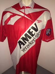 Phanos are the sponsors of the fc utrecht 2010 home shirt. Fc Utrecht Home Camiseta De Futbol 1996 1997 Sponsored By Amev