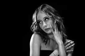 Concerto del primo maggio, chadia rodriguez con i cuori arcobaleno sul seno: Chadia Rodriguez In Topless Contro L Omofobia Spettacolo Periodico Daily