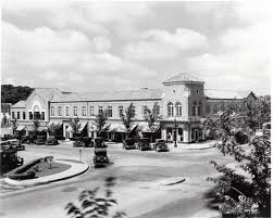 Black And Veatch Kansas City Throwbackthursday In 1935 At The Start Of Its Third Decade Black Veatch Grew And Moved Country Club Plaza Kansas City Kansas City Missouri City Pictures
