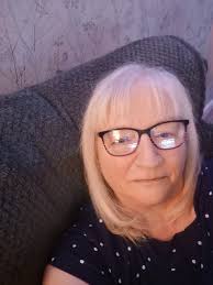 Keeping my bang a bit longer now. Does this look too “old lady-ish”