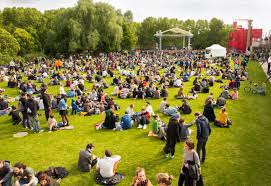 Equatorial guinea's culture has been more documented than most african countries, and commercial recording remains scarce. Popular Summer Festivals In Paris Not To Miss