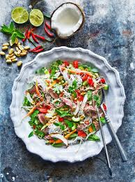 Asiatischer Rindfleischsalat Mit Reisnudeln Und Ko Rezept Rindfleischsalat Reisnudeln Rezepte Gesund