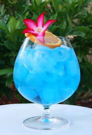 Wedding Drink Ideas Blue Ocean Cocktail Signature Cocktails Wedding Fun Drinks Drinks