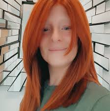 Well...in 47 years of hairdressing I've never stabbed myself accidentally  with scissors🤦‍♀️...I've been very lucky...back at work