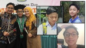 Foto Foto Kiesha Alvaro Anak Pasha Ungu Okie Agustina Kini Makin Ganteng Siap Jadi Idola Wanita Tribunnewsmaker Com