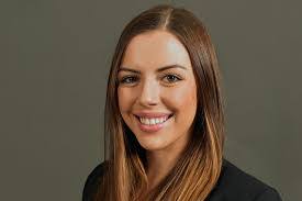 Lauren Peltier's Instagram, Twitter & Facebook