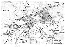 Брестская крепость поражает не только своей героической славой, но и грандиозными размерами. Brestskaya Krepost Na Puti K Vojne Warspot Ru