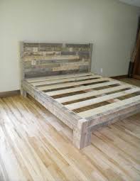 25 Amazing Bed Frame On The Ground Bed Frame On The Ground Furnituresemarang Furniturepalembang Bedframes Wood Bed Frame Diy Diy Pallet Bed Diy Platform Bed