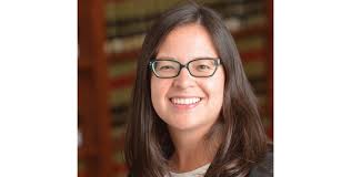 Ginger Law Librarian Jamie J. Baker (@gngrlibrarian)