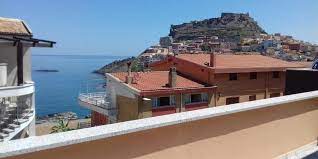 Hotel, villaggi case vacanza con nave gratis. Appartamenti Castelsardo Marina Sardegna Avitur Tour Operator