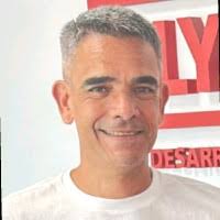 100+ "Geller" profiles