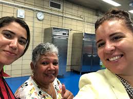 Dr. Alexandra Estrella