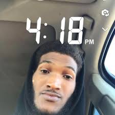 Hey everyone so i kinda need help with a few things i currently playing  solo