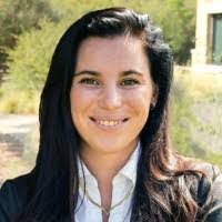 Samantha Cunha's Instagram, Twitter & Facebook