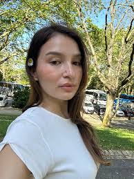 hoi everyone, I'm simon from switzerland (swiss-german) and looking for a  room or flat in the city of lisbon starting july25/august25 to  june26/july26. I'm into art, music, architecture and interior design; I