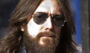 Crowes star Robinson to be a dad again