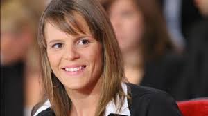 Laure manaudou, première championne olympique féminine de la natation française, mettra fin au suspense sur la suite de sa carrière, mercredi les quatre champions olympiques français, yannick agnel, camille muffat, florent et laure manaudou, ont clairement assuré lors des championnats de. Laure Manaudou Est Enceinte Reactualise Premiere Fr