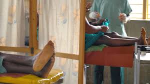 Die schleimhaut (innere vorhaut) und das vorhautbändchen (frenulum), sind besonders sensitiv und am sexuellen empfinden beteiligt. Vorhaut Entfernen Dann Ist Es Sinnvoll Und So Sieht Die Operation Aus Focus De