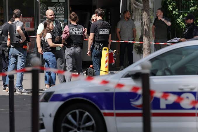Drie vrouwen aangevallen met messen op straat in Parijs: één van hen was zwanger | Nieuwsblad