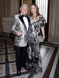 Rent your dream apartment today. Paris Most Spectacular Party Has A Heavy Texas Accent How Houston S Society Queen Outdid Herself To Raise 3 4 Million