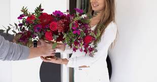 Los angeles is home to millions of people with diverse cultural backgrounds. Flower Delivery By Los Angeles Local Florists Fresh Flowers Arrangements Fresh Flower Delivery Unique Flower Arrangements