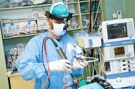 Credeti ca ar fi indicata o operatie laparoscopica? Deviatia De Sept Nazal Operata Endoscopic Fara Durere Si Fara Tamponament Nazal Reginamaria Ro