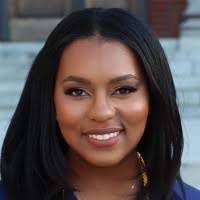 Tara Bullard's Instagram, Twitter & Facebook